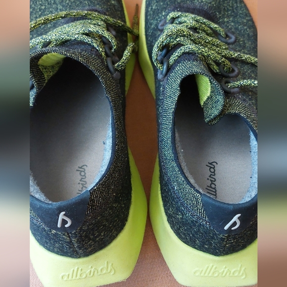 Stylish Green Men's Shoes - Picture 4 of 4